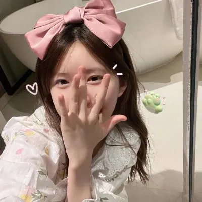 在蓝色时分飞翔